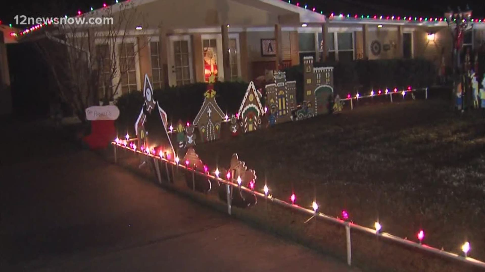 12News reporter Rachel Keller visits a family's home in Port Neches that has been decorated during the Christmas season for 35 years.
