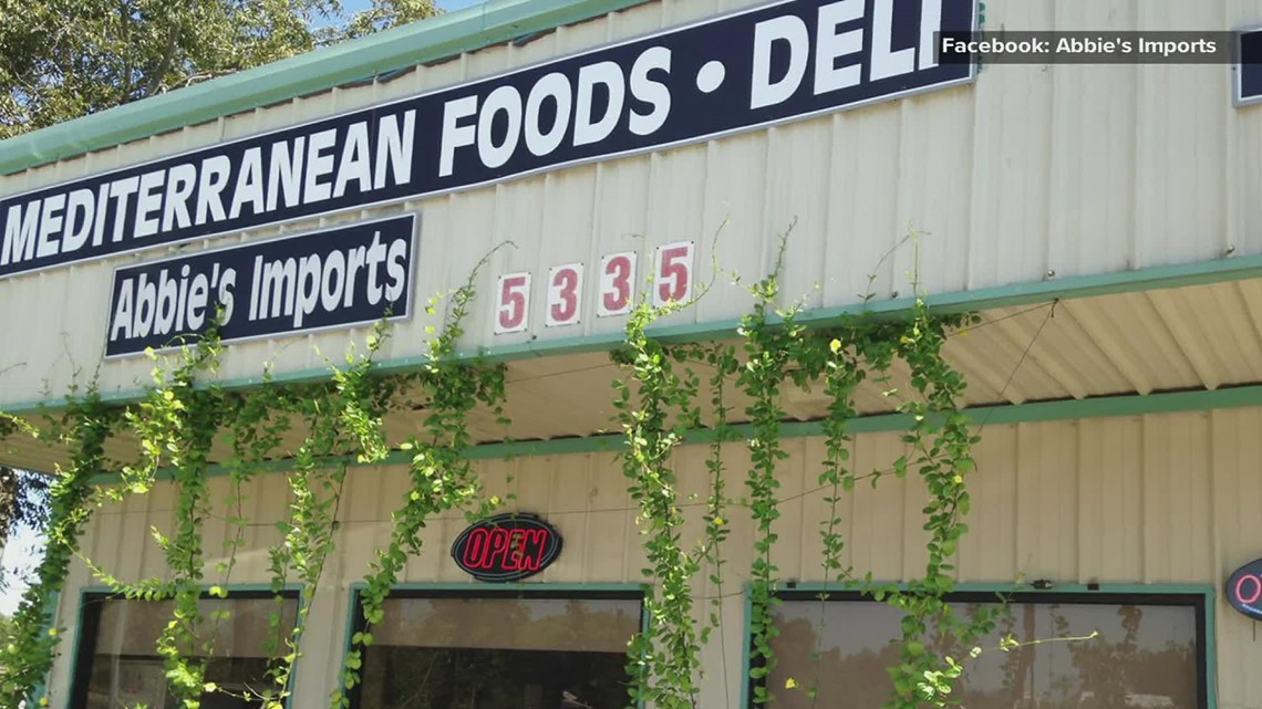 Beaumont Mediterranean deli not closed but still in business