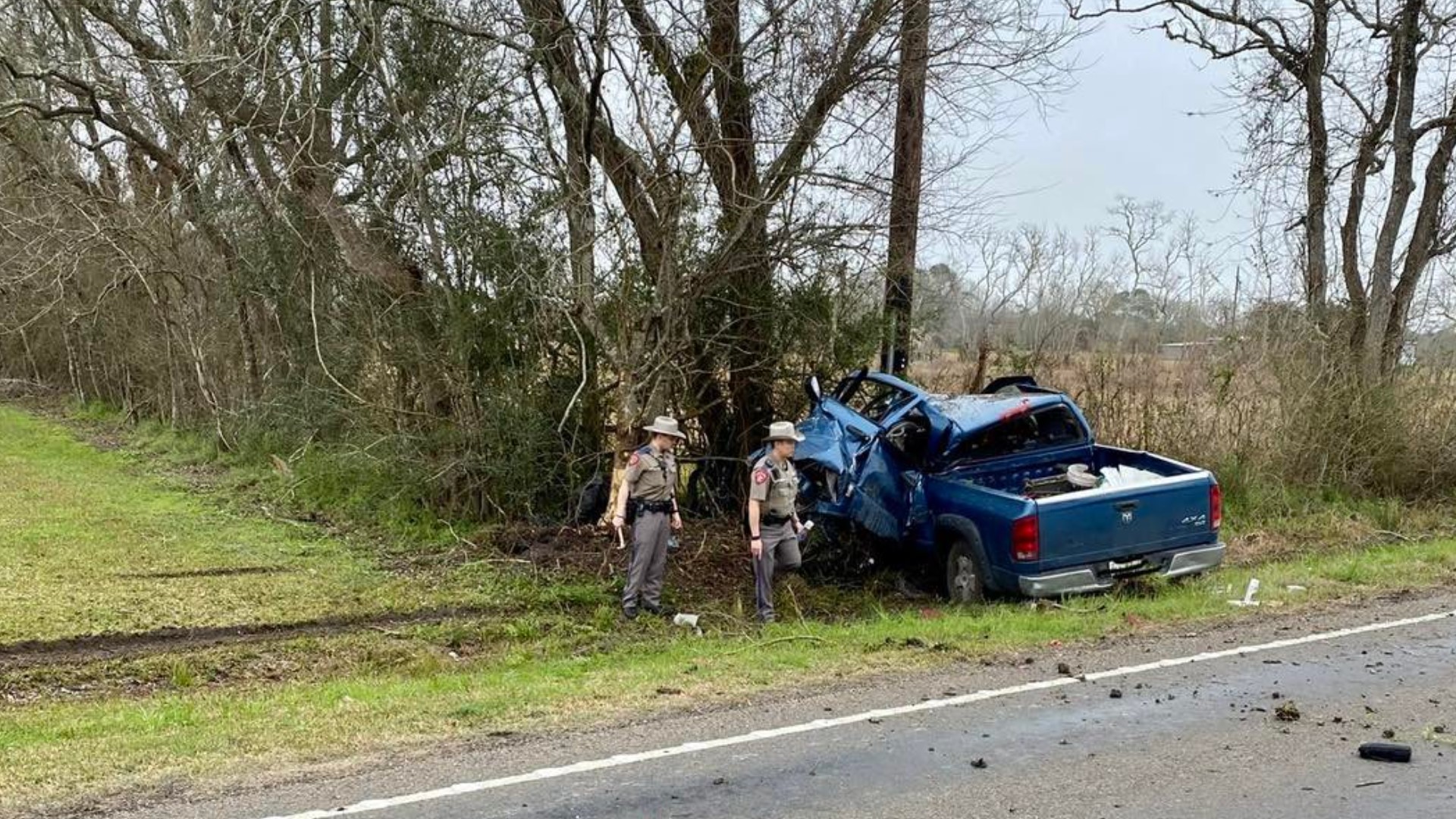 Chase Ends Deadly After Burglary Suspect Crashes Into Tree | 12newsnow.com