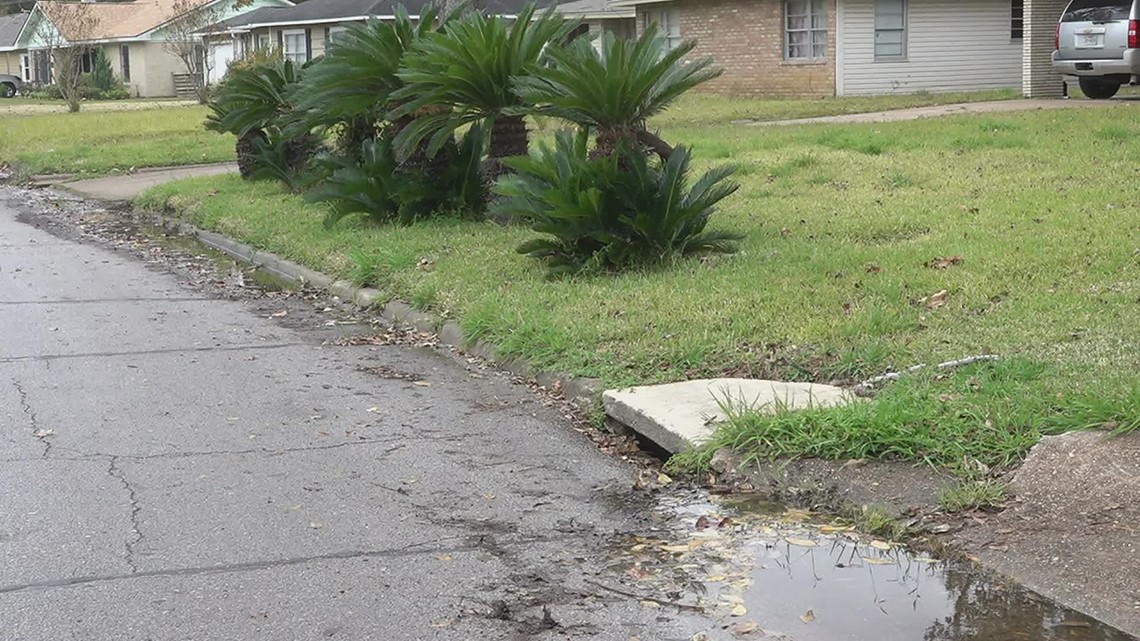 Heavy rain causes underground pump to fail leads to sewer problems for Beaumont residents