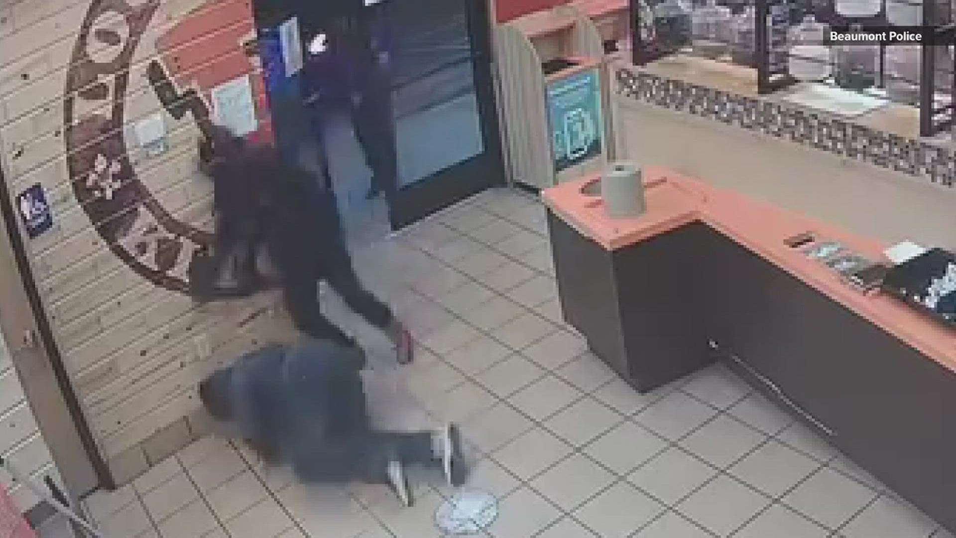 Video captures suspects slipping falling over each other during armed robbery of Beaumont Popeyes