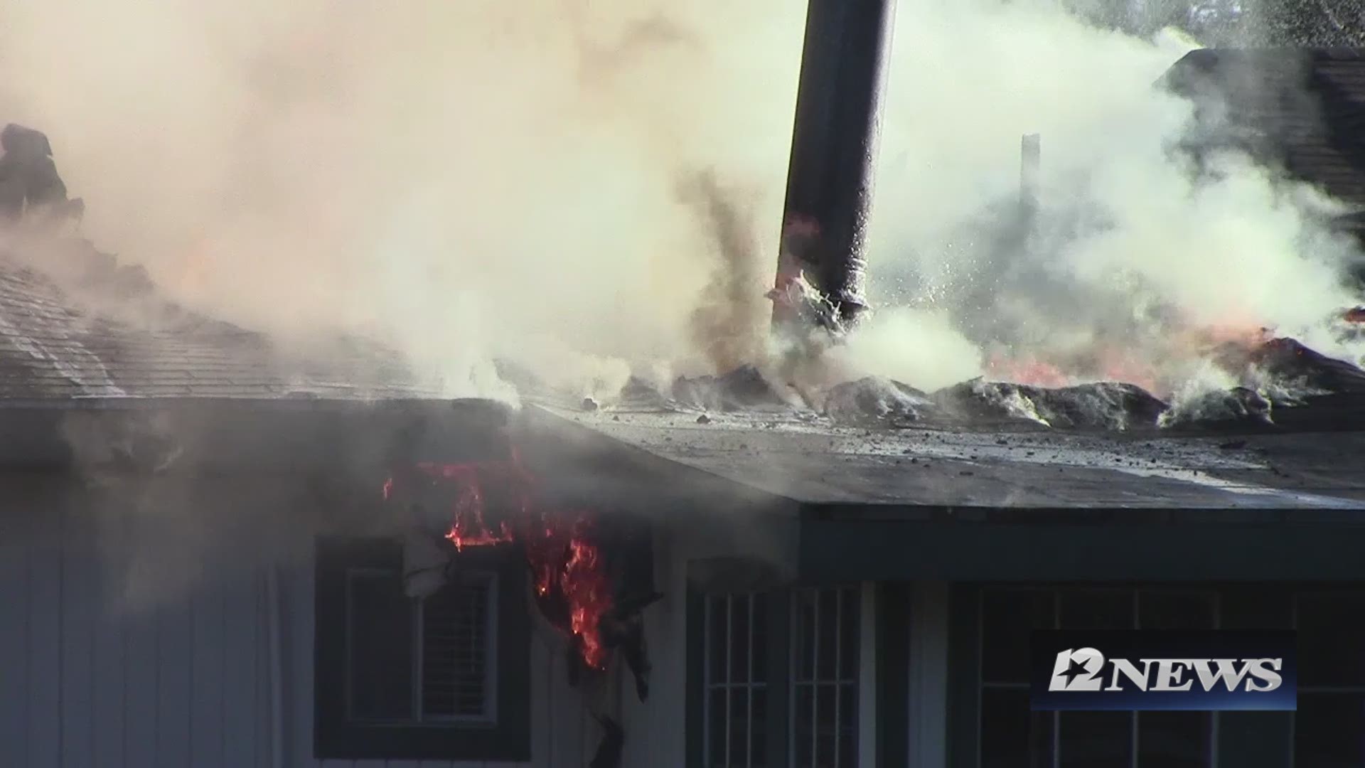 House fire displaces Deweyville family on Thanksgiving