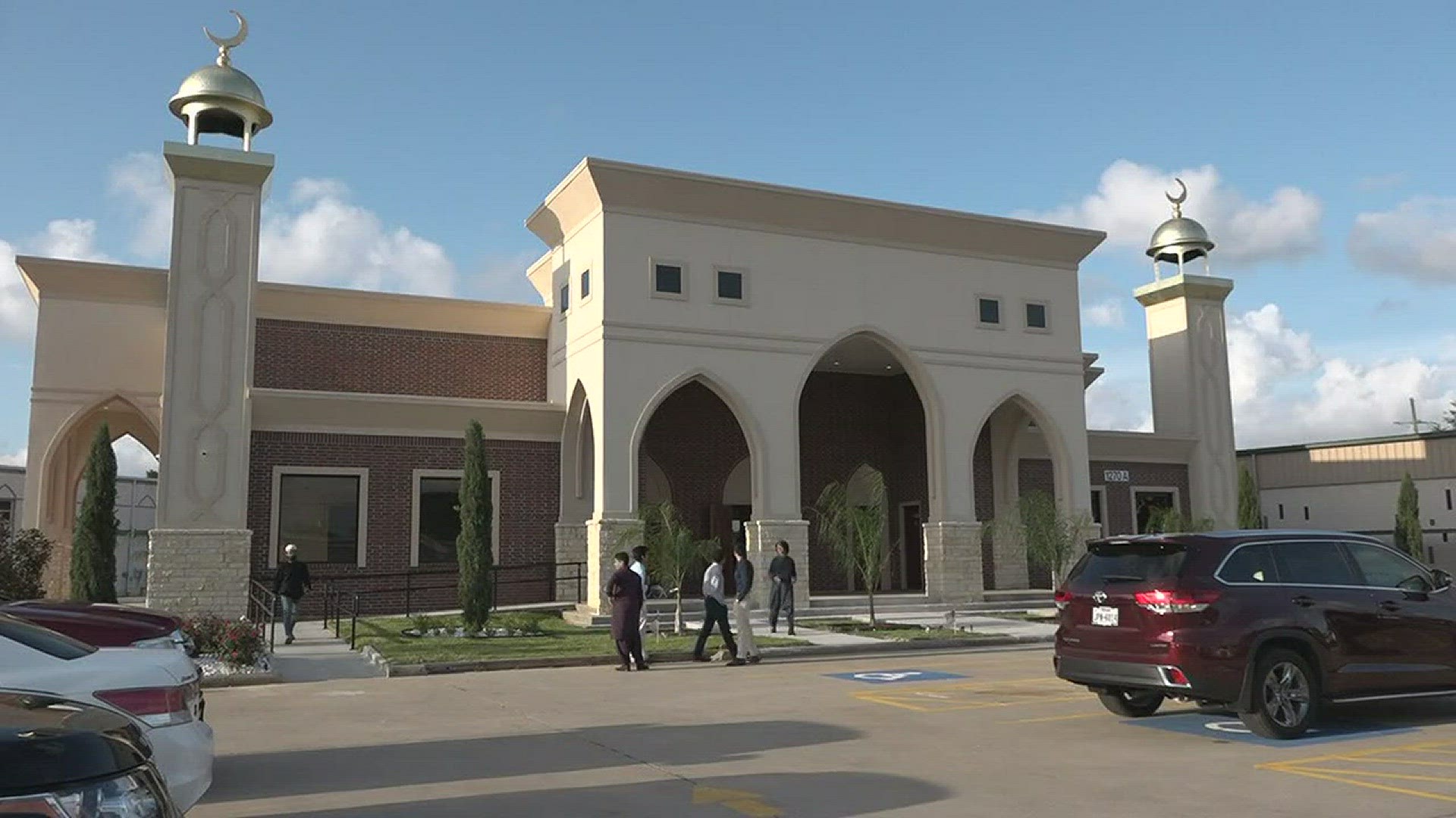 New Mosque opens in Beaumont