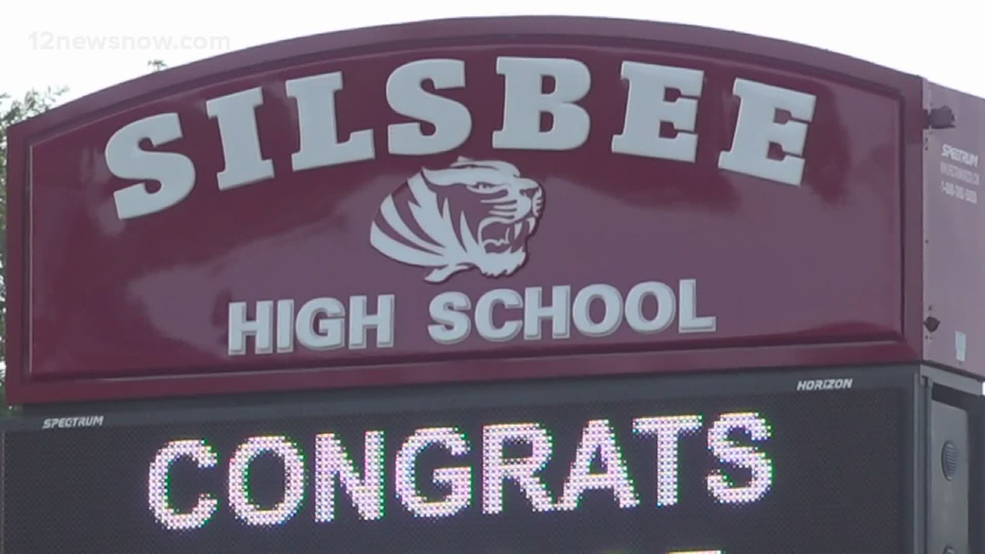 Silsbee students will choose between on-campus and online learning