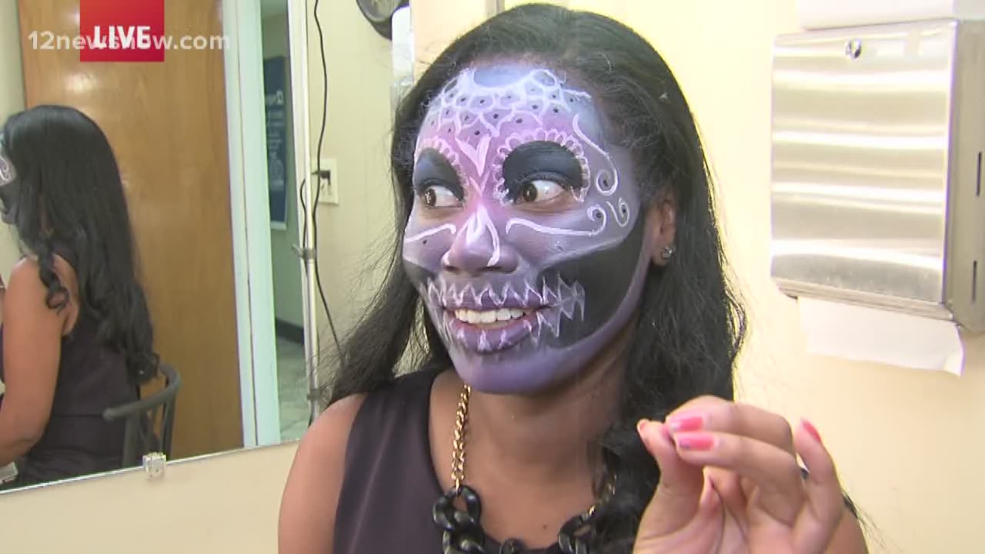 13 DAYS OF HALLOWEEN: Spice up your Halloween look with makeup!