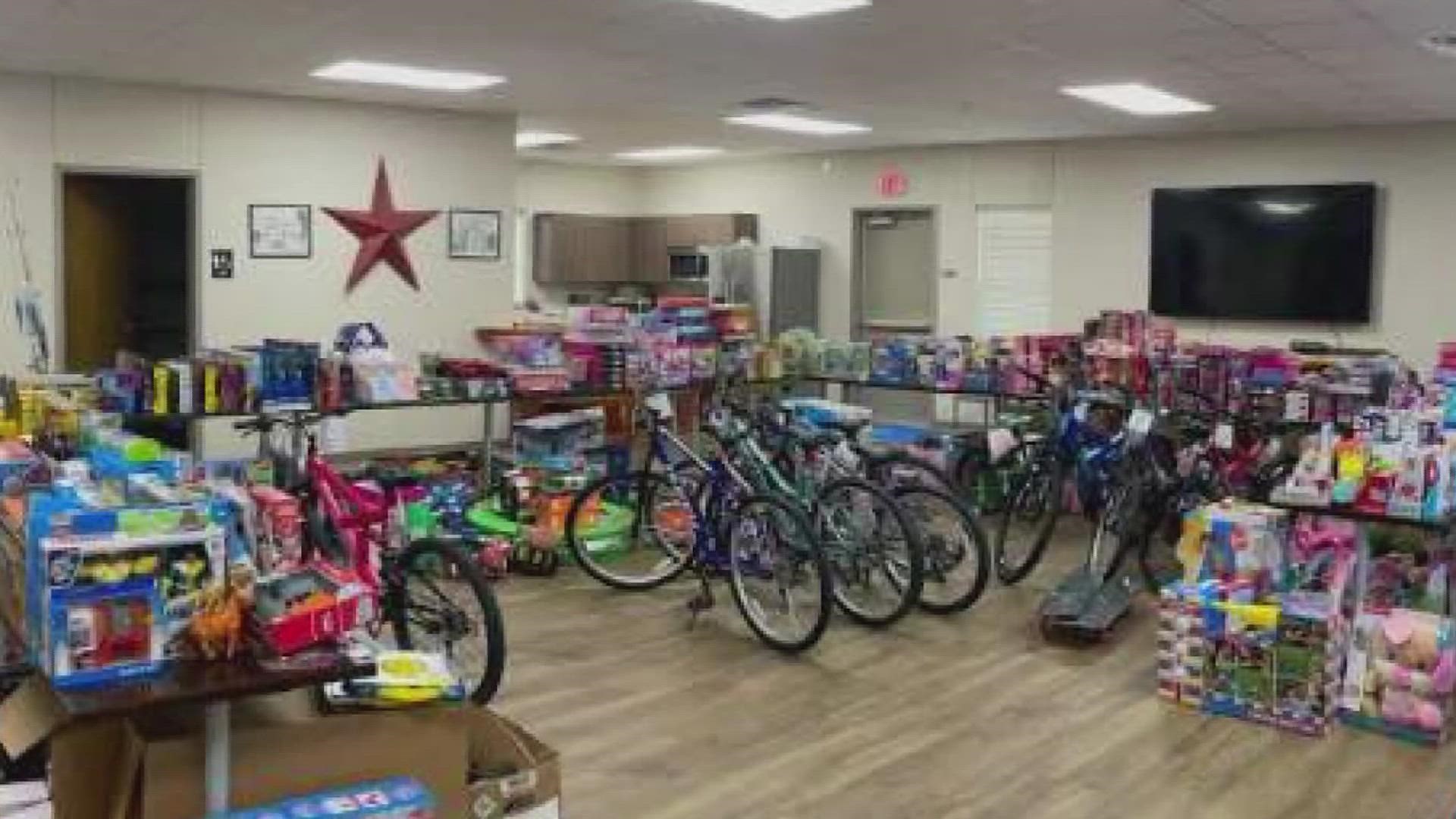 The Jasper County Sheriff's Office is collecting toys and taking applications for its yearly Blue Santa program.
