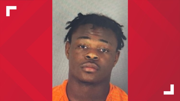 Police searching for 18-year-old in connection with attempted murder of two Beaumont officers