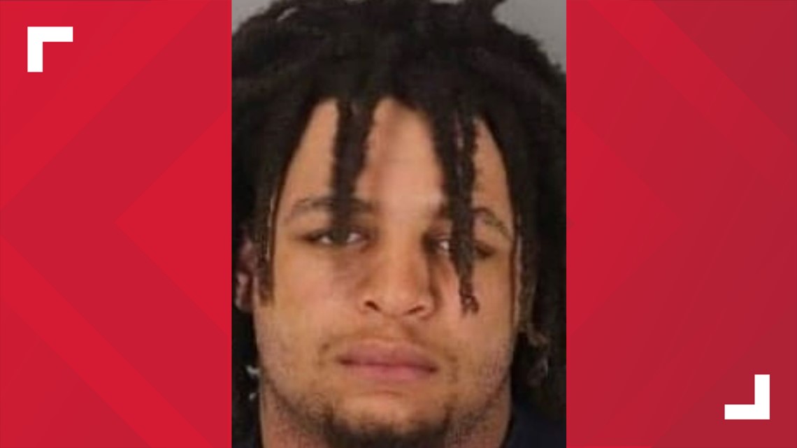 Man previously wanted on three warrants turns himself in | 12newsnow.com