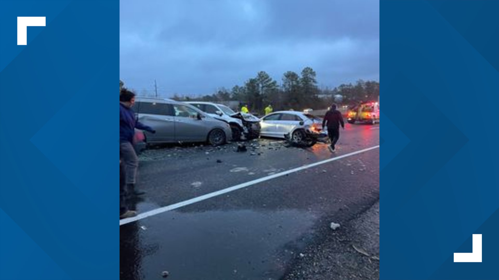 Multivehicle crash in Lumberton closes road