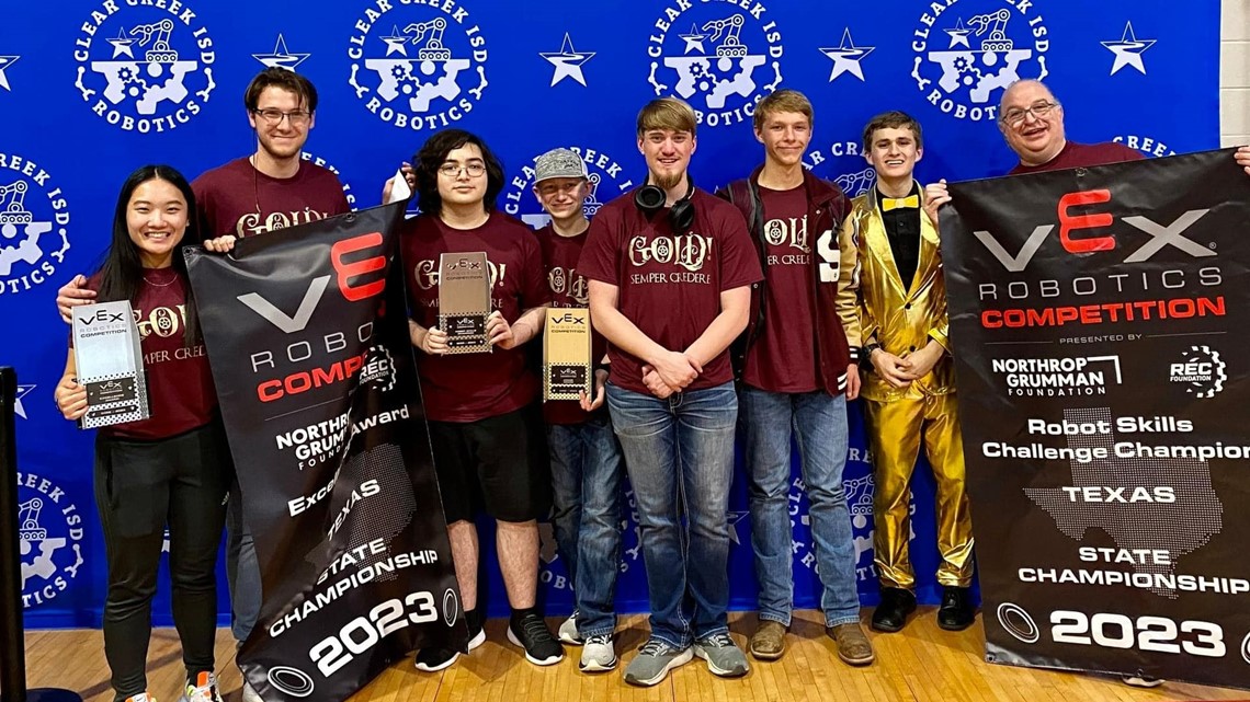 Silsbee High School Robotics team heading to World Championship