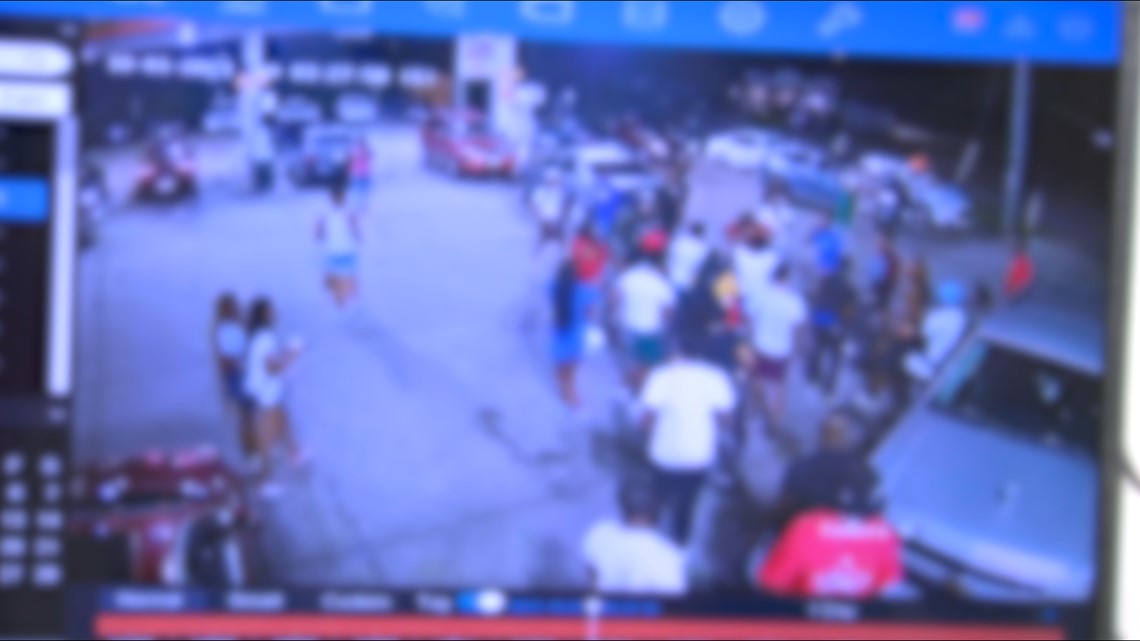 Man attacked, injured during fight at Beaumont gas station