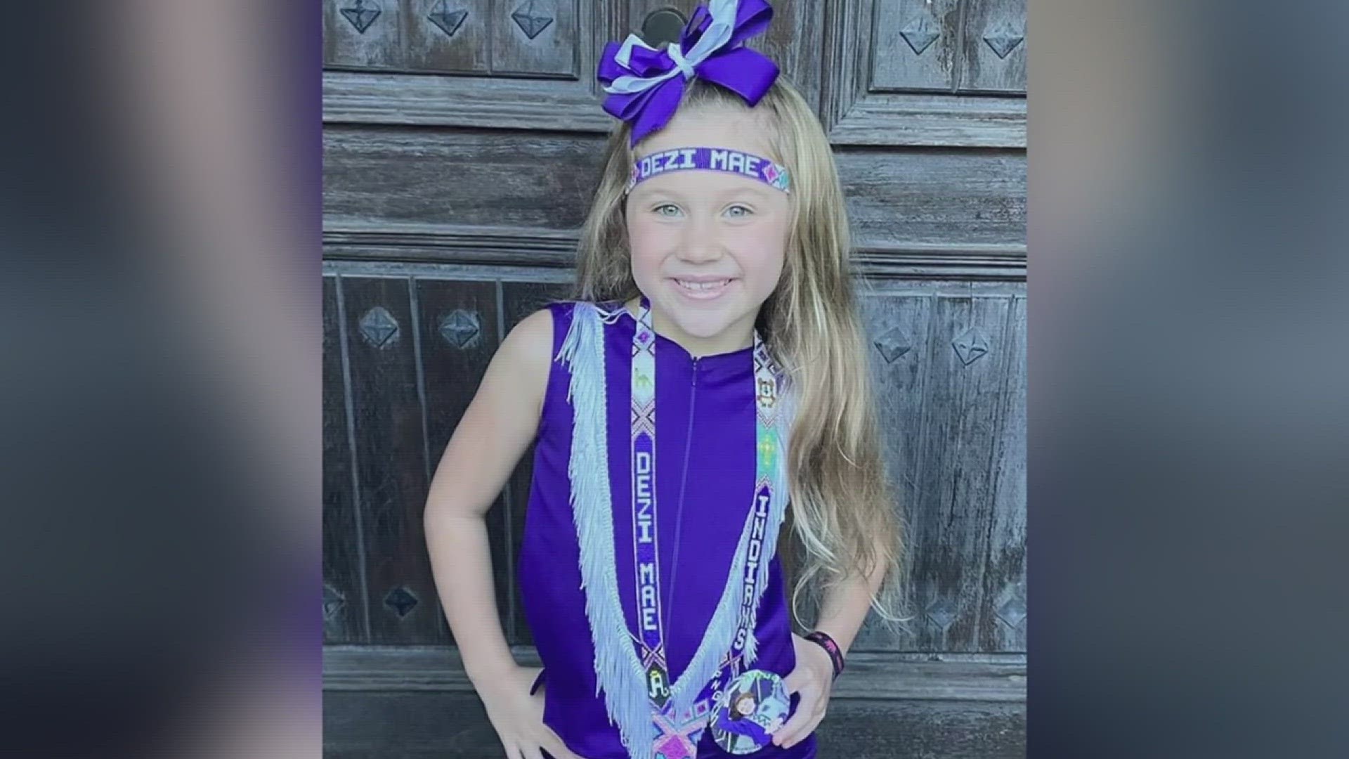 Blue ribbons worn at state playoff game will be in memory of Groves Primary School student, Dezi Mae, who died last week due to HLH.