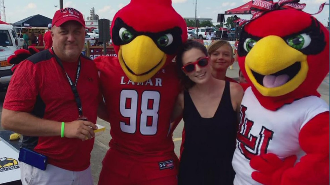 'Larger than life:' Beloved radio personality remembered by friends, colleagues after fight with COVID-19 - Vimarsana News