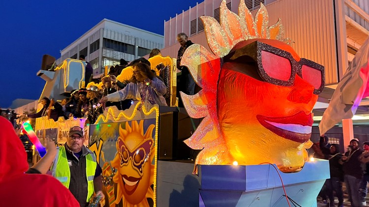 PHOTOS & VIDEO | Majestic Krewe of Aurora Grand Parade rolls through downtown Beaumont