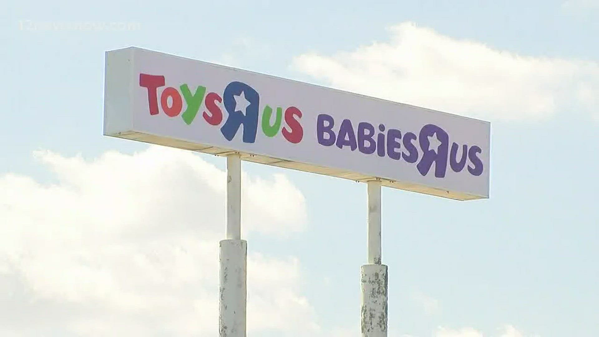 Beaumont residents rush to Toys R Us stores to spend their gift cards