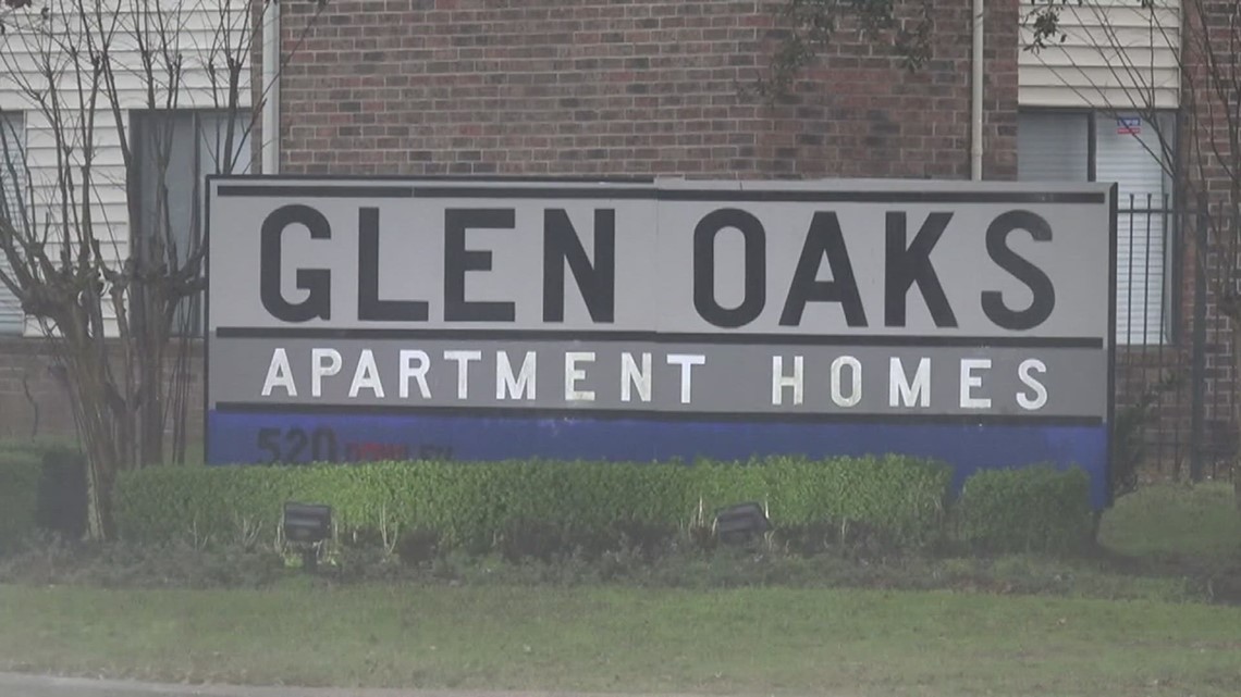 Resident of Glen Oaks Apartments are on day eight with no hot water