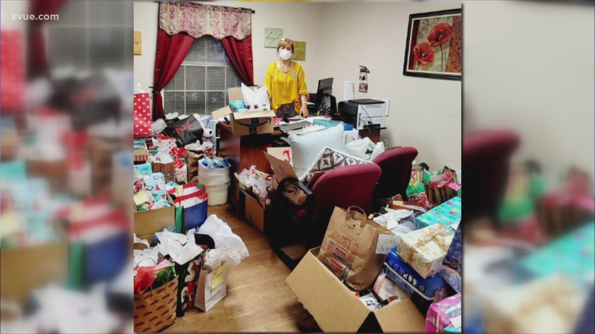 One North Austin woman decided to get into the holiday spirit by giving back. When her neighbors joined in, it was more than she could have imagined.