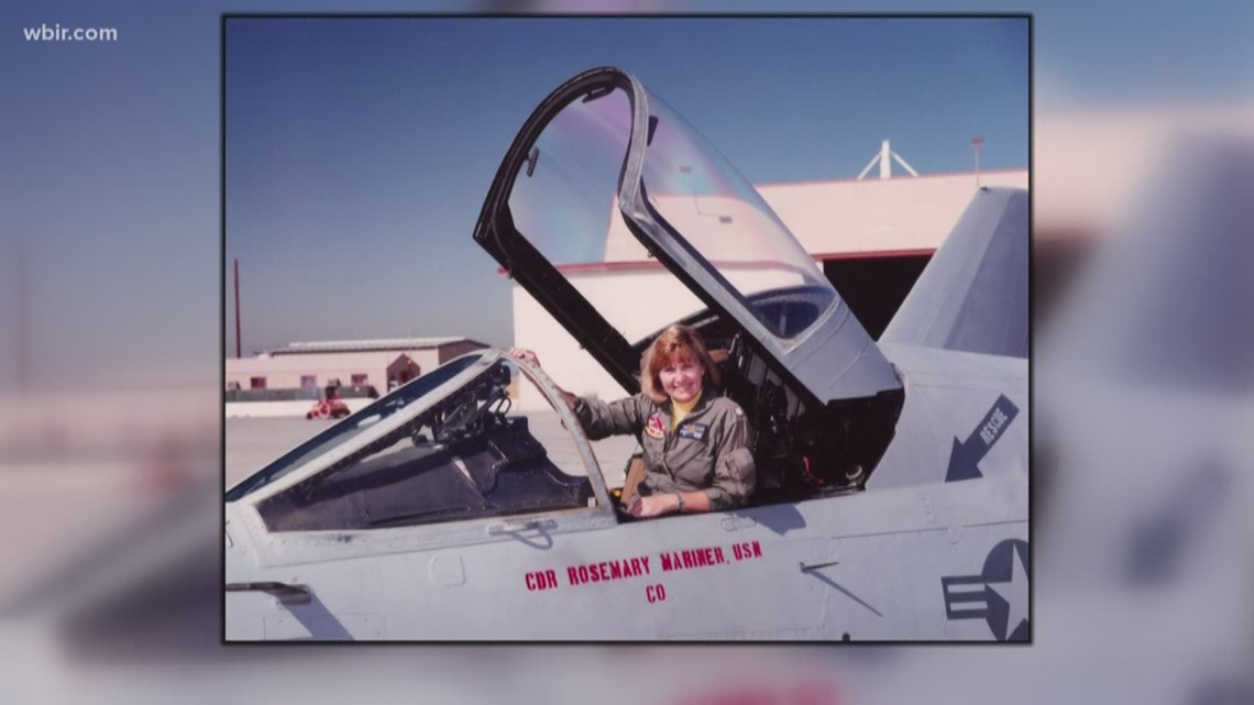 Navy holds first-ever all-female flyover in East TN in 