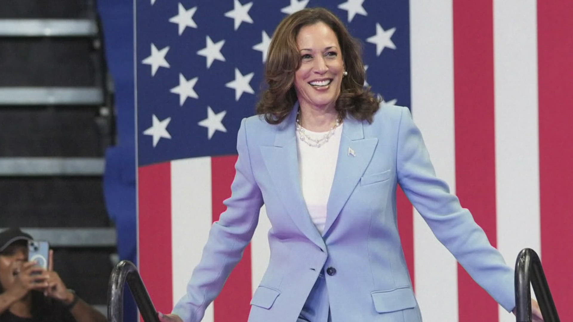 Kamala Harris official Democratic presidential nominee