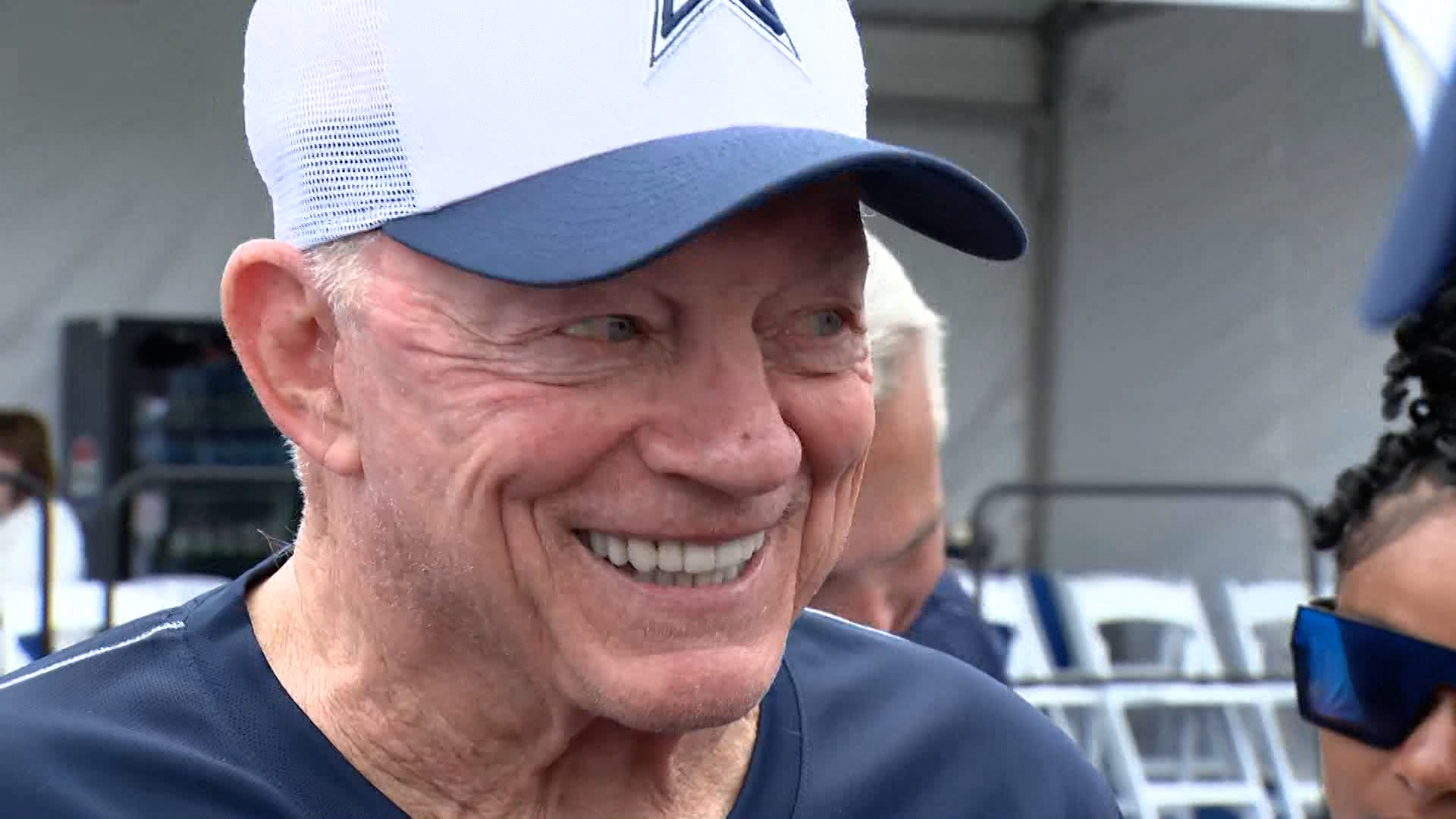 CeeDee Lamb responds to Jerry Jones comments on his contract