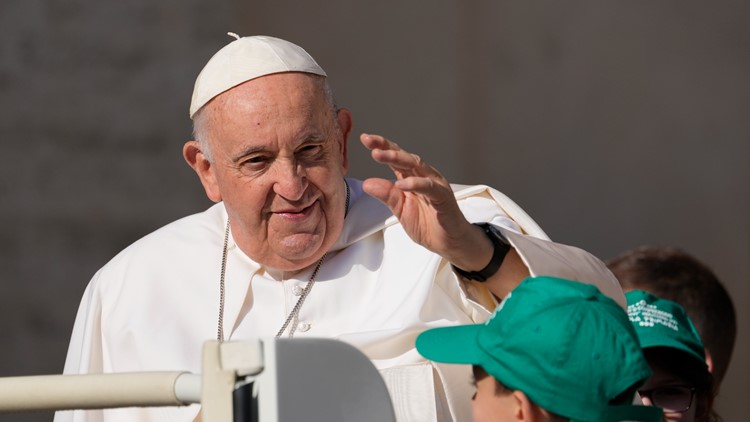 Pope in 'good general condition' after surgery to remove intestinal scar tissue, repair hernia