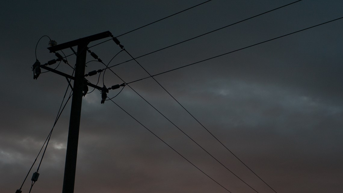 How to prepare for, stay safe when the power goes out during a storm