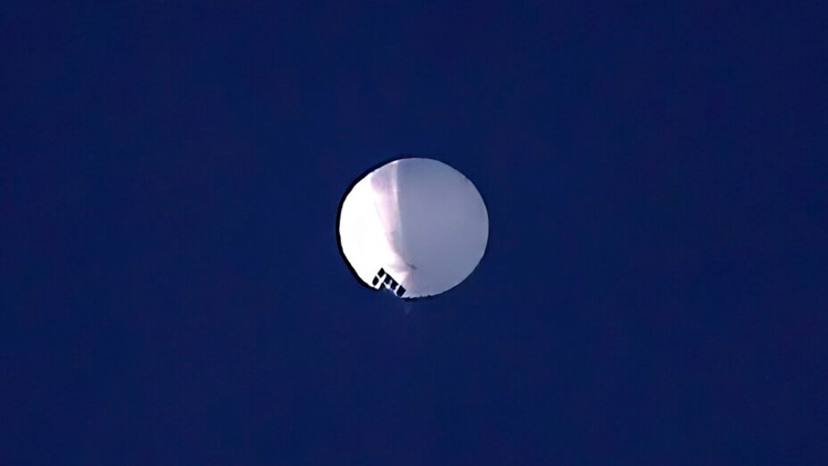 Chinese balloon soars across US; Blinken scraps Beijing trip