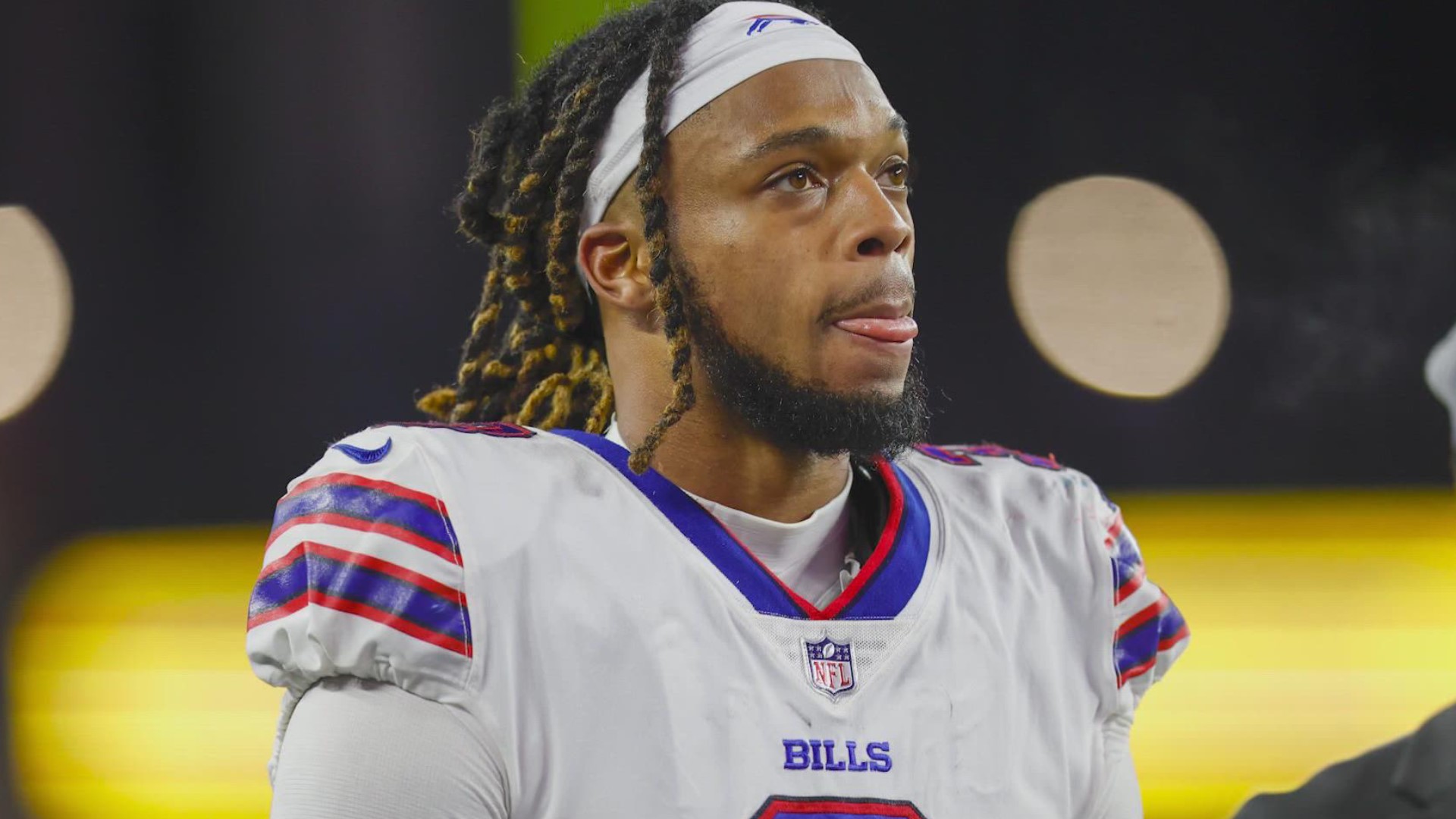 Buffalo Bills honor team's medical staff that saved Damar Hamlin's