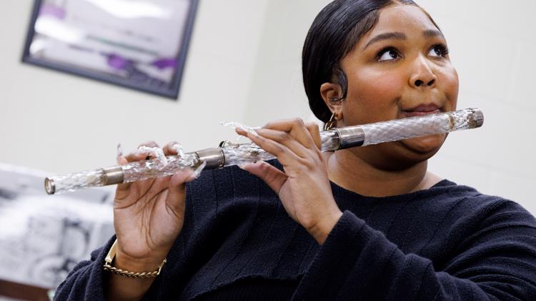 Lizzo plays James Madison's 200-year-old crystal flute on stage in DC