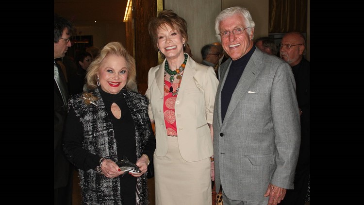 Actress Mary Tyler Moore is dead at age 80, publicist says | 12newsnow.com