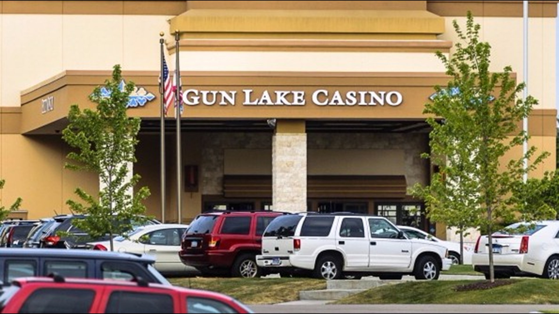 hotels near gun lake casino mi